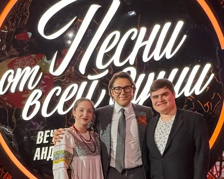     Курянка Ксения Томарова выступила в телешоу Андрея Малахова «Песни от всей души»