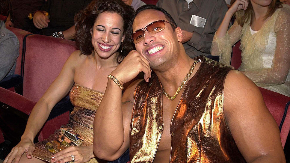 Дуэйн Джонсон со спутницей на церемонии MTV Video Music Awards в Нью-Йорке, 2000 год.📷Фото: Jeff Kravitz / FilmMagic / Getty Images