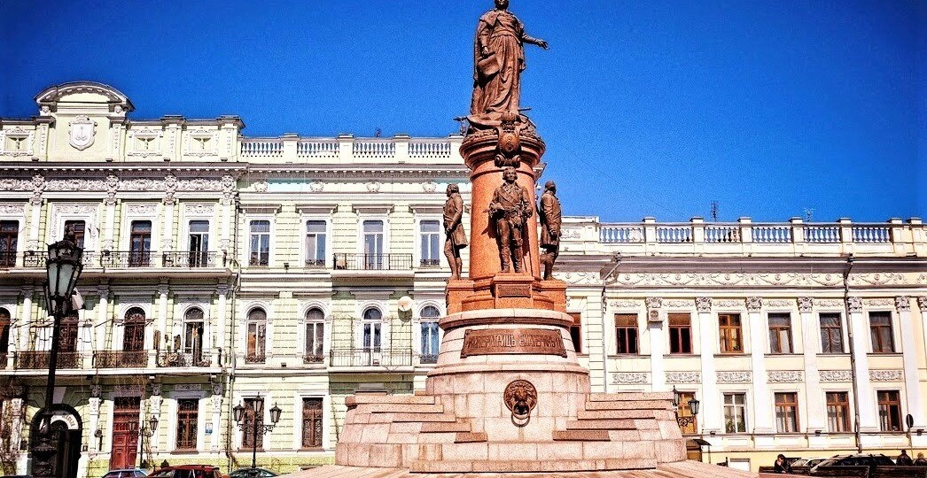 Почему Екатерина II основала город там, где не было ничего, кроме крепости