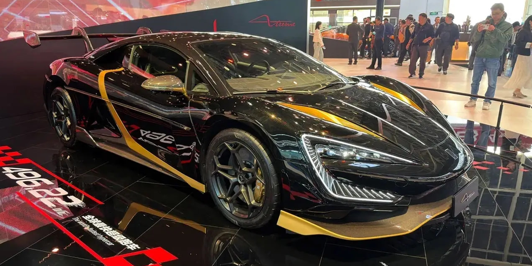 Самый быстрый серийный автомобиль планеты продан за рекордную сумму