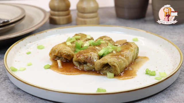 Голубцы в миниатюре! Из пекинской капусты с фаршем, рисом и грибами