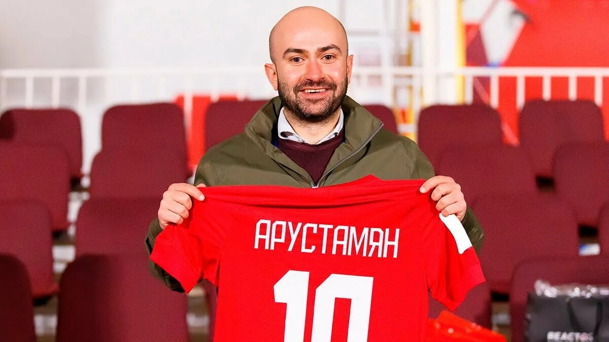 Нобель Арустамян, футбольный маклер 