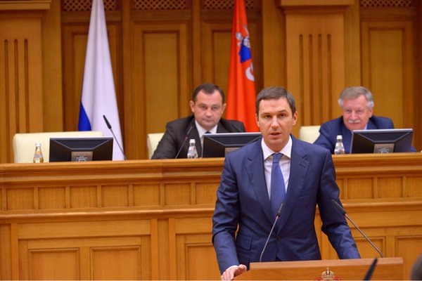Почему жулики под носом у следствия легко и свободно сбегают из России с капиталами и госсекретами