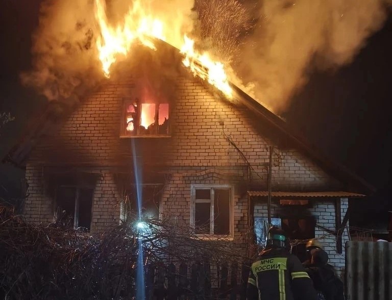    Пожар произошел на улице Тельмана