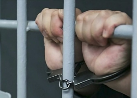 Блогер из Барнаула осуждён за госизмену на 16 лет, а уборщица из Сыктывкара на 10 за вербовку террористов
