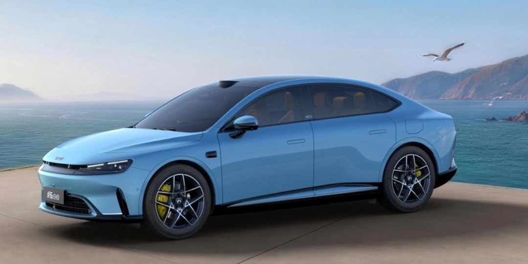 🔥 Новый SMART! И вы не поверите, седан – размером с Mercedes E-Class, 435 сил и 1810 км — за 2 миллиона из Пекина!