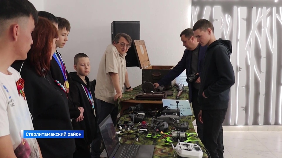    В ДК села Рощинский прошел марафон «Фронт и тыл вместе: Башкортостан в ВОВ и СВО»