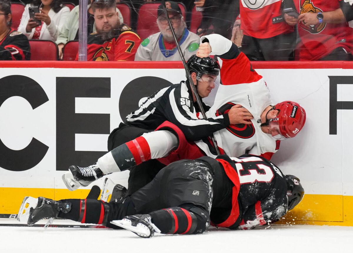 Андрей Свечников против Тайлера Клевена / Фото: Getty Images Sport 