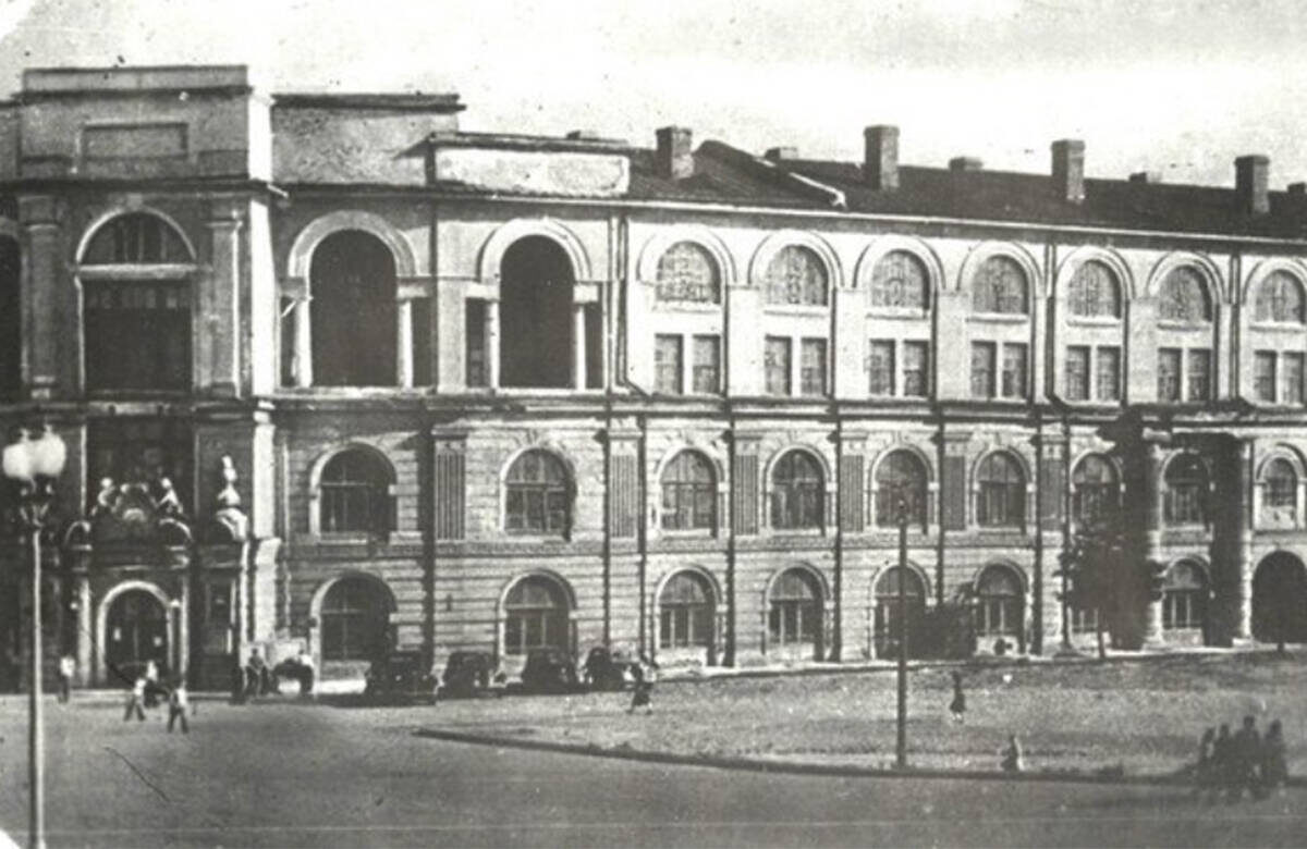 Торжественное открытие музея состоялось 5 апреля 1895 года.Основу музейного собрания составили 40-тысячная коллекция казанского коллекционера и ученого Андрея Федоровича Лихачева (1832–1890) и экспонаты научно-промышленной выставки 1890 г.Фото: vk.com/tat_museum 