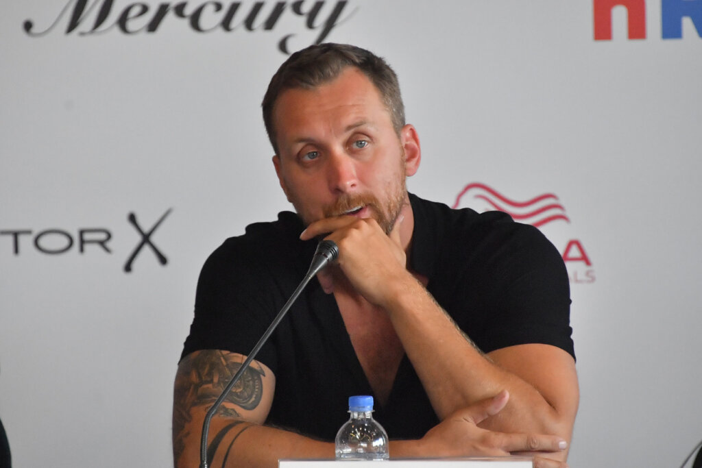 Данила Якушев