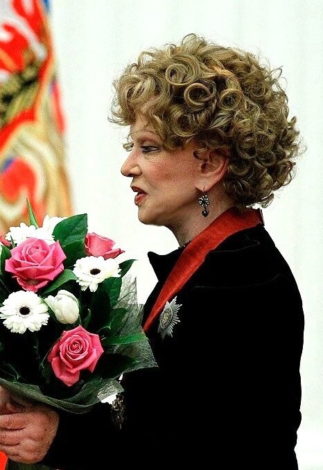Людмила Гурченко всегда умела выглядеть так, будто любая вещь на ней стоит целое состояние