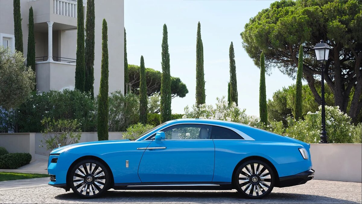    Rolls-Royce Spectre