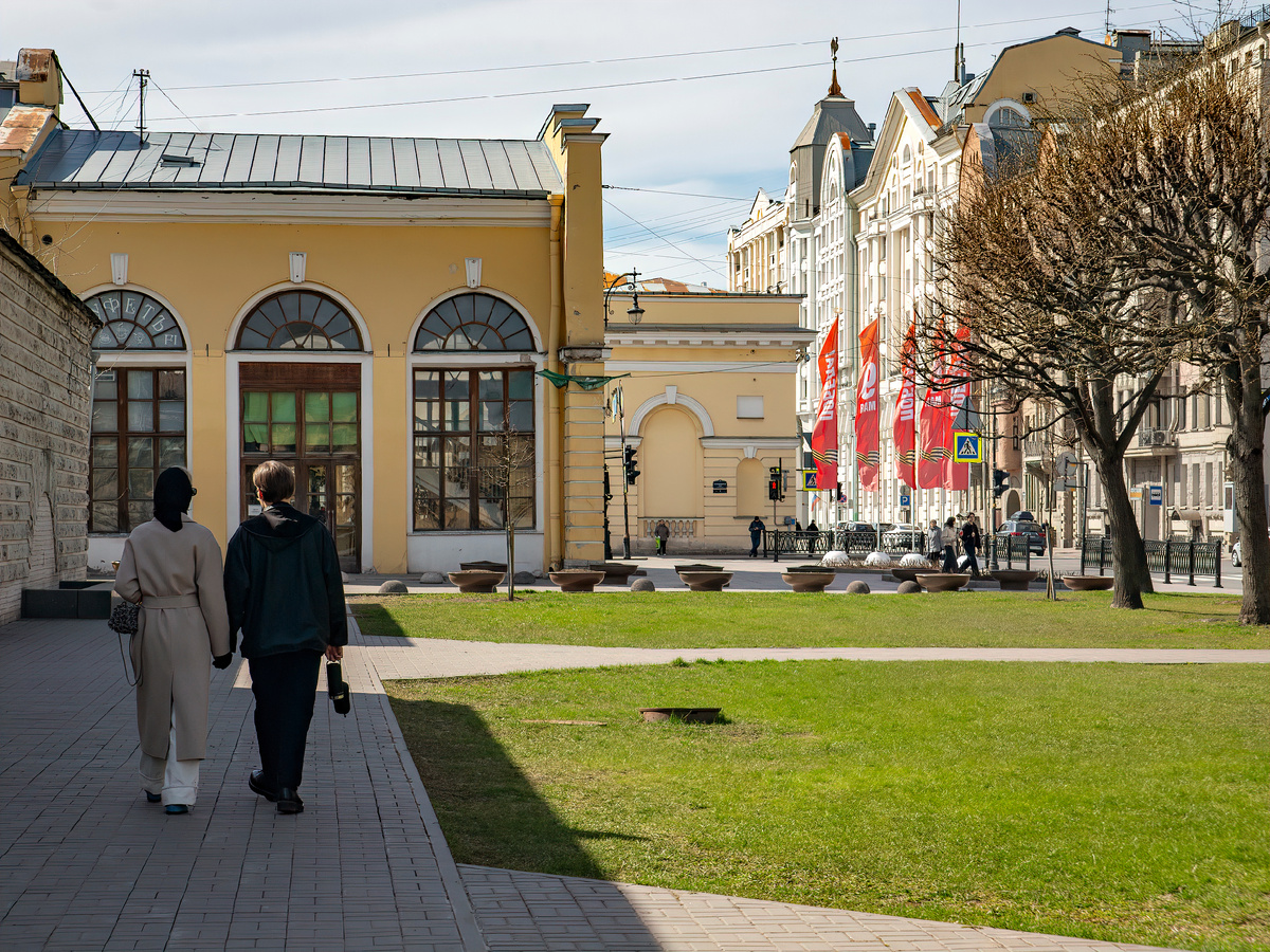 Оранжерея Таврического сада, Шпалерная улица,36
