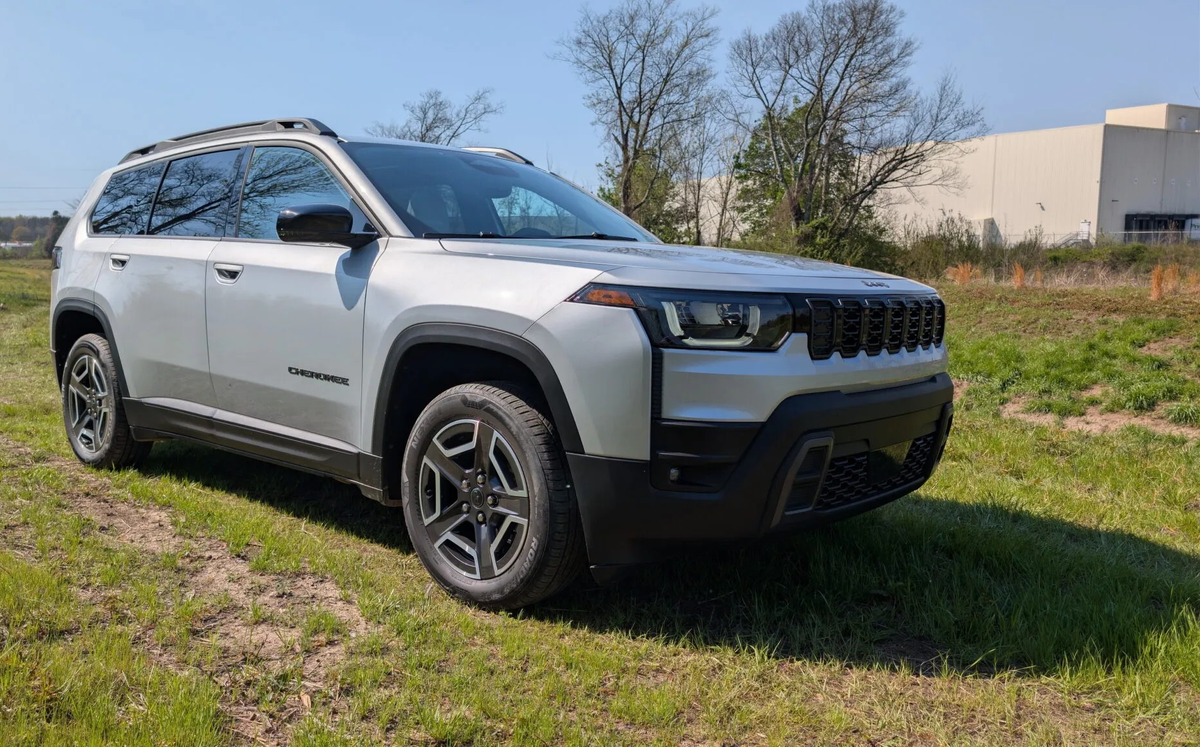 Jeep Cherokee 2026 года