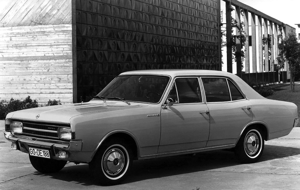 Opel Rekord C служил неким ориентиром для нового «Москвича»