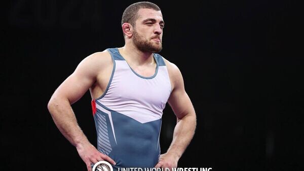    © United World Wrestling