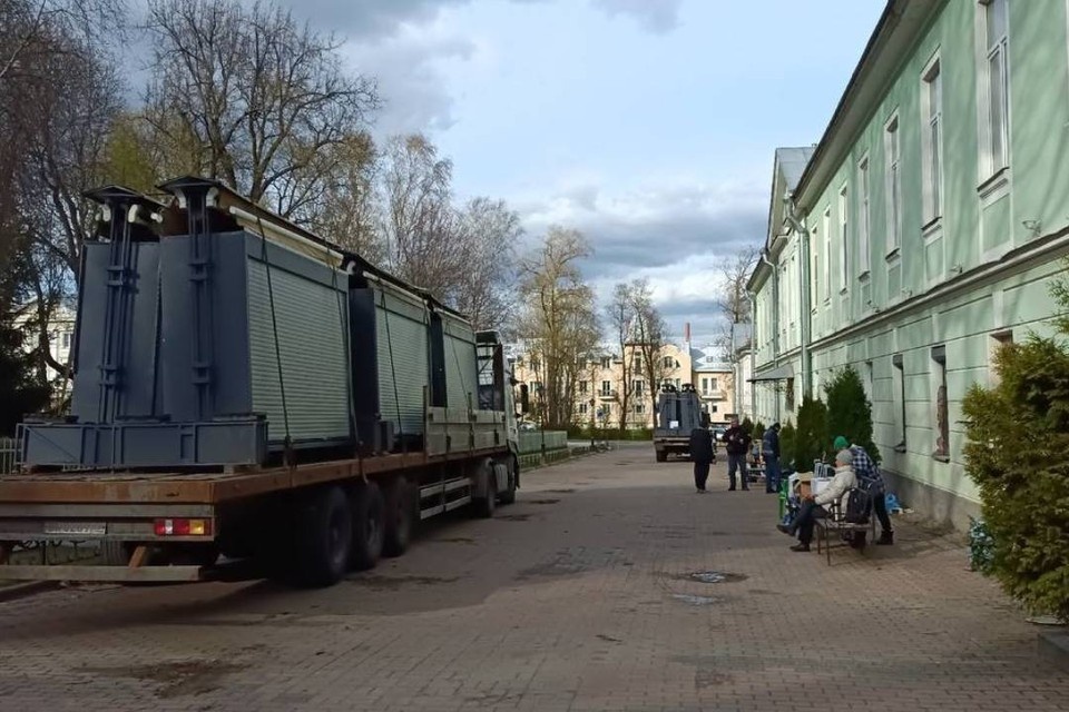    Ларьки убрали за один день. Фото: тг-канал сообщества гидов Петербурга.