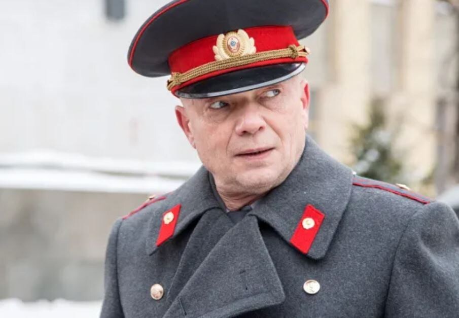 Андрей Смоляков в роли майора Черкасова («Мосгаз»)