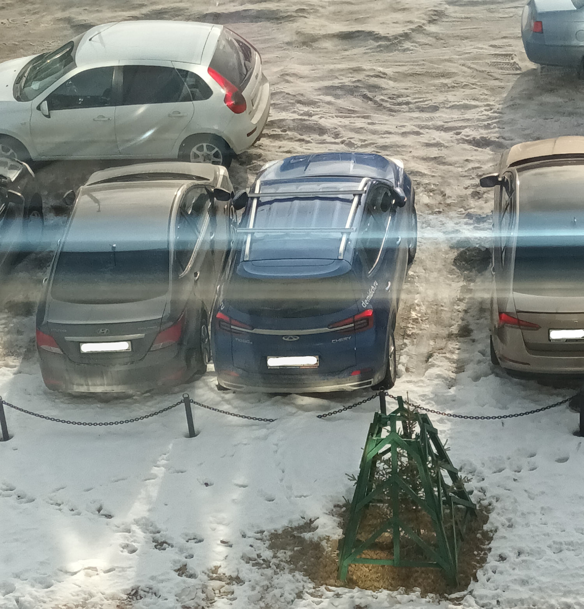 Кто подумал о водителе синего автомобиля?