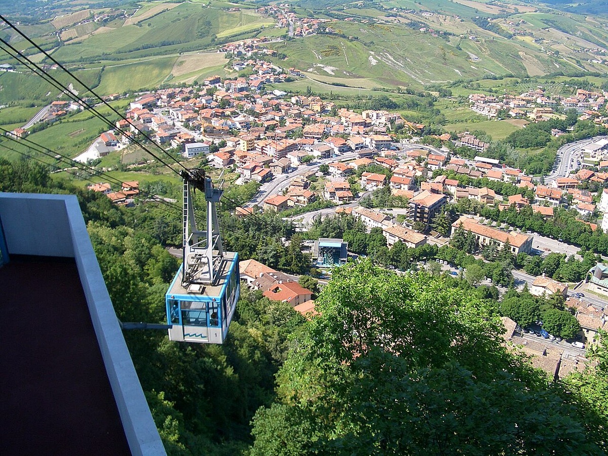 Канатная дорога Сан-Марино - Борго-Маджоре (Funivia di San Marino - Borgo Maggiore)