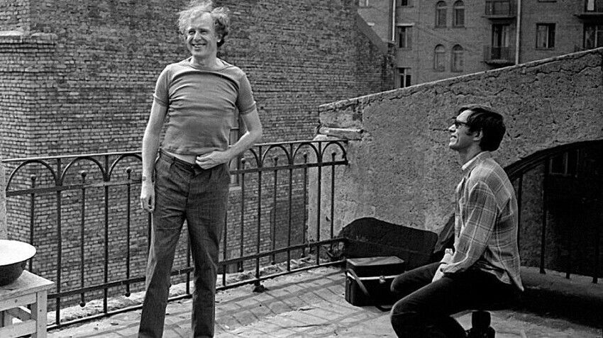на съёмках драмы "Романс о влюблённых"  1973г
