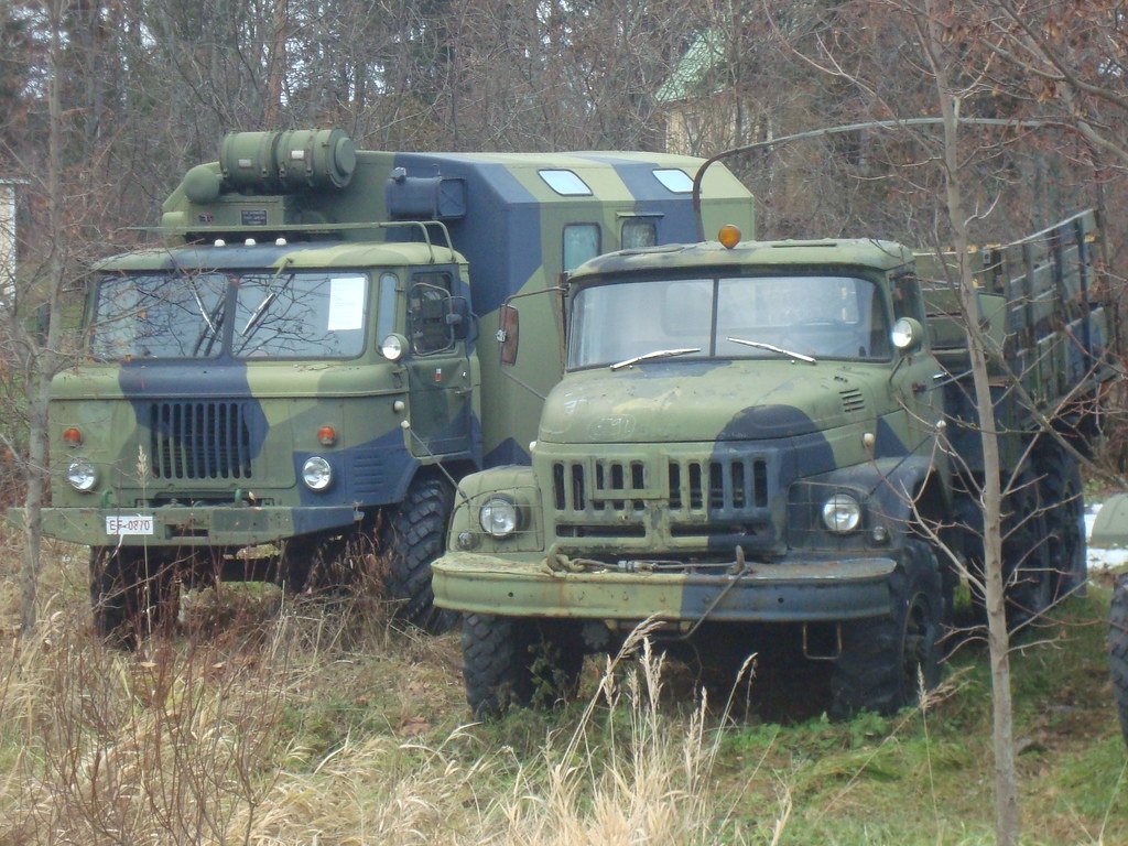 Машины в полевых условиях. Источник: flickr.com