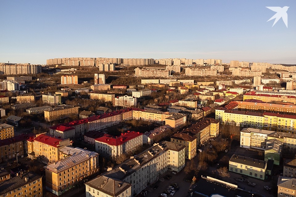    В течение недели постановку также увидят в некоторых школах Мурманска и Североморска. А в «Лапландии» спектакль пройдет бесплатно - для льготных категорий населения. Антон ЗАБИРОВ