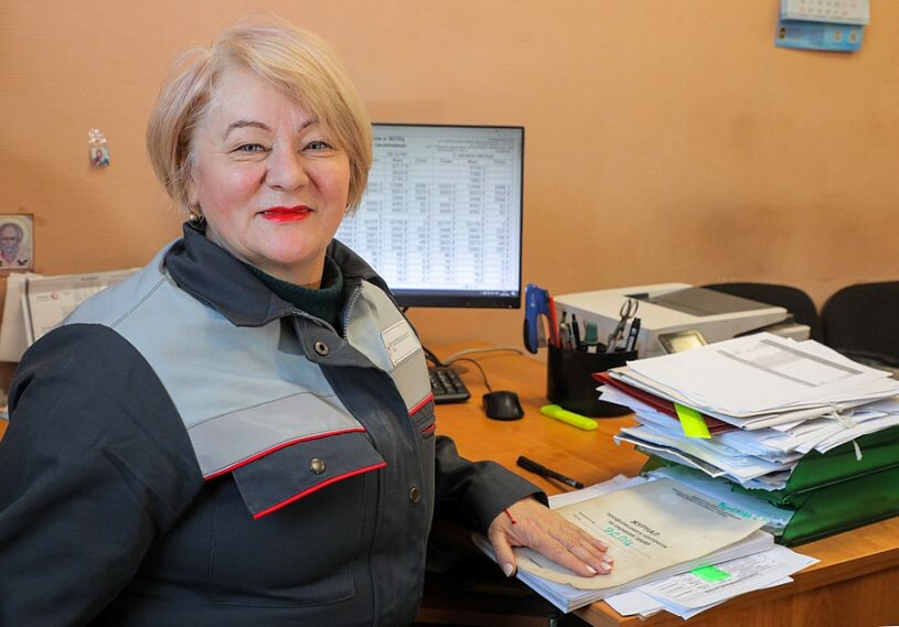 По итогам прошлого года Светлана Пименова стала лучшим уполномоченным профкома по охране труда в своём подразделении. Фото: Валерий Воронов / «Медиацентр»