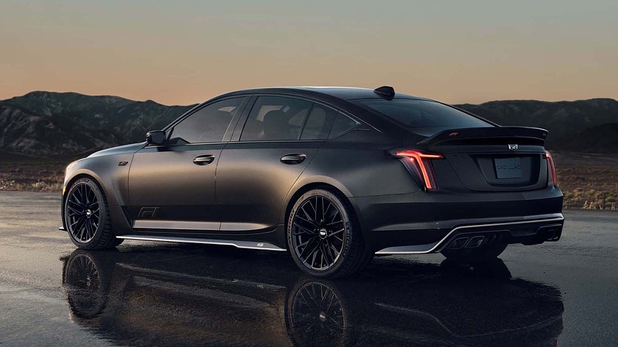    На фото: спецверсия Cadillac CT5-V Blackwing F1