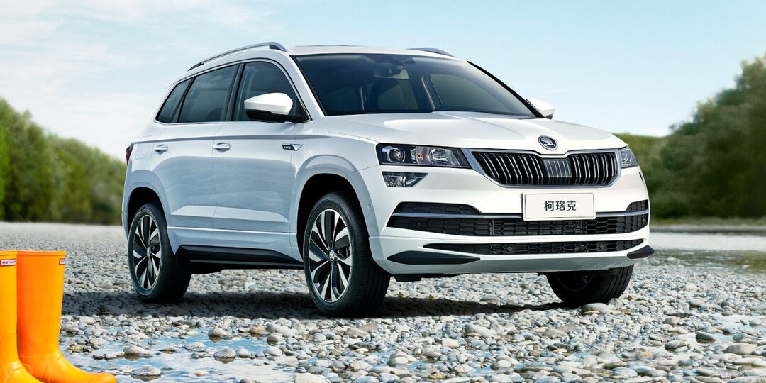 В РФ возобновились продажи кроссоверов Skoda Karoq по цене от 1,7 млн рублей