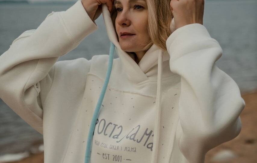«Несмотря на все такое, ничего еще не все». Как многодетная мама создала бренд Taka Zaka Angels и строит дом