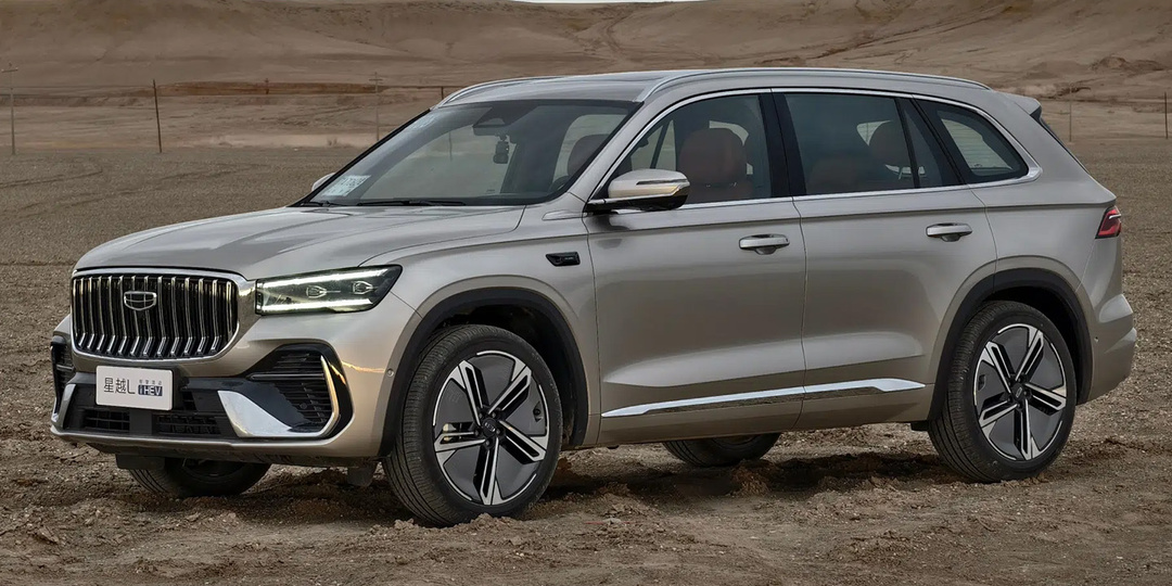 Новый Geely Monjaro стал гибридом: расход меньше 5 литров и технологии будущего