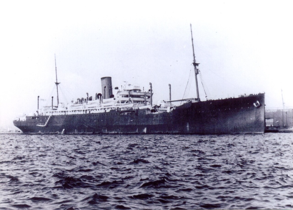 До войны HMS Jervis Bay был обычным трудягой-лайнером