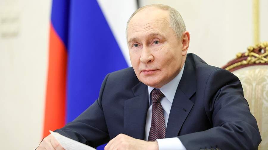Путин объявил перемирие 8 и 9 мая в честь Дня Победы