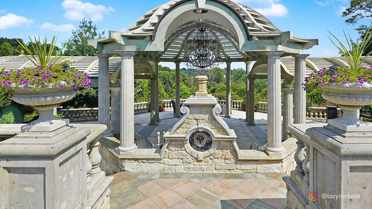177 Benedict Road, Todt Hill, Статен-Айленд, Нью-Йорк.