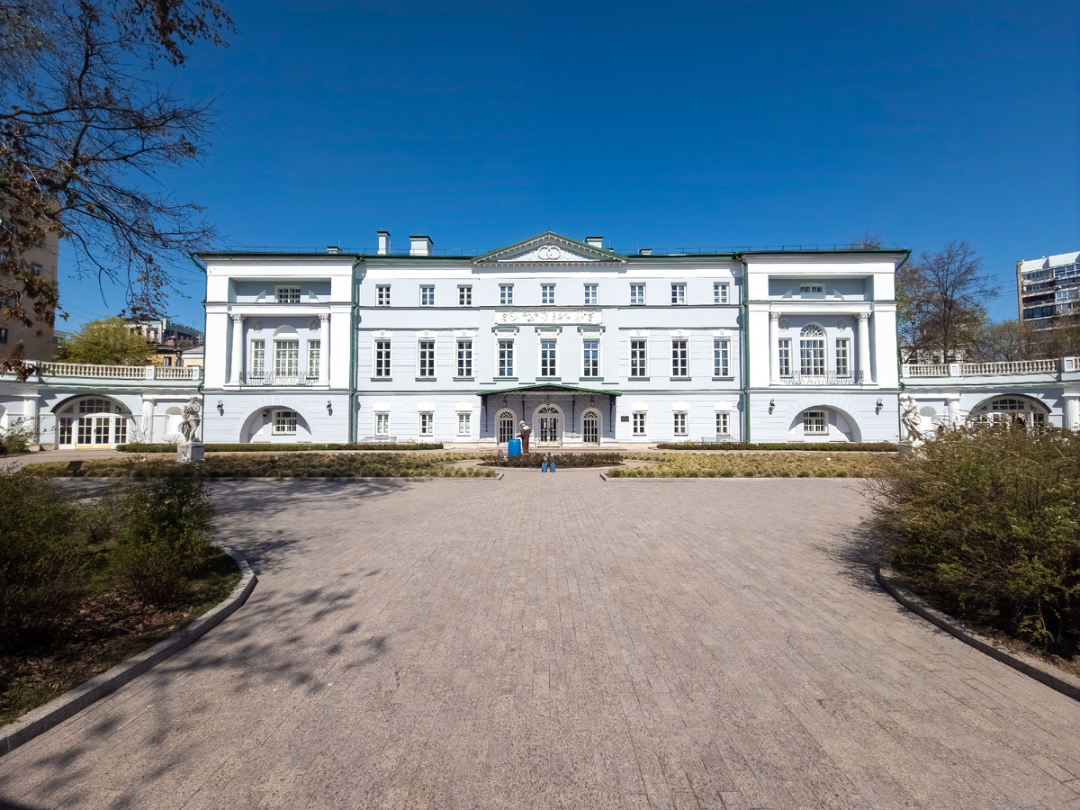 Усадьба Долгоруковых‑Бобринских.