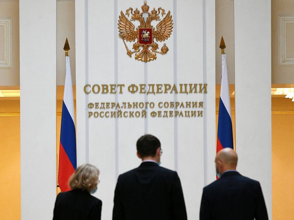    В фойе здания Совета Федерации Федерального Собрания Российской Федерации | © РИА Новости / Максим Блинов