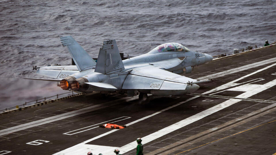     Fox News: США могут возобновить боевые действия против Ирана www.globallookpress.com/Us Navy