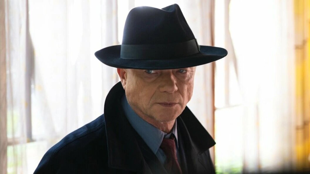    Андрей Смоляков стал известен благодаря роли в сериале "Мосгаз". Кадр из сериала