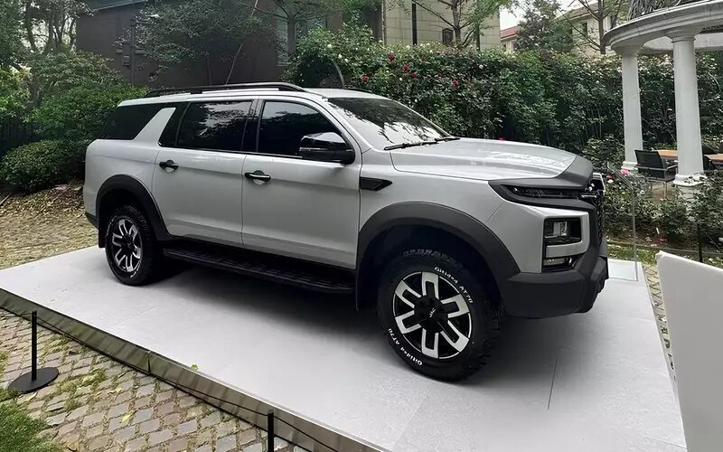 JAC JS9📷
