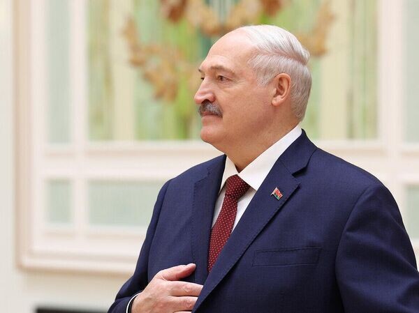 Лукашенко назвал белорусов одной из самых читающих наций в мире