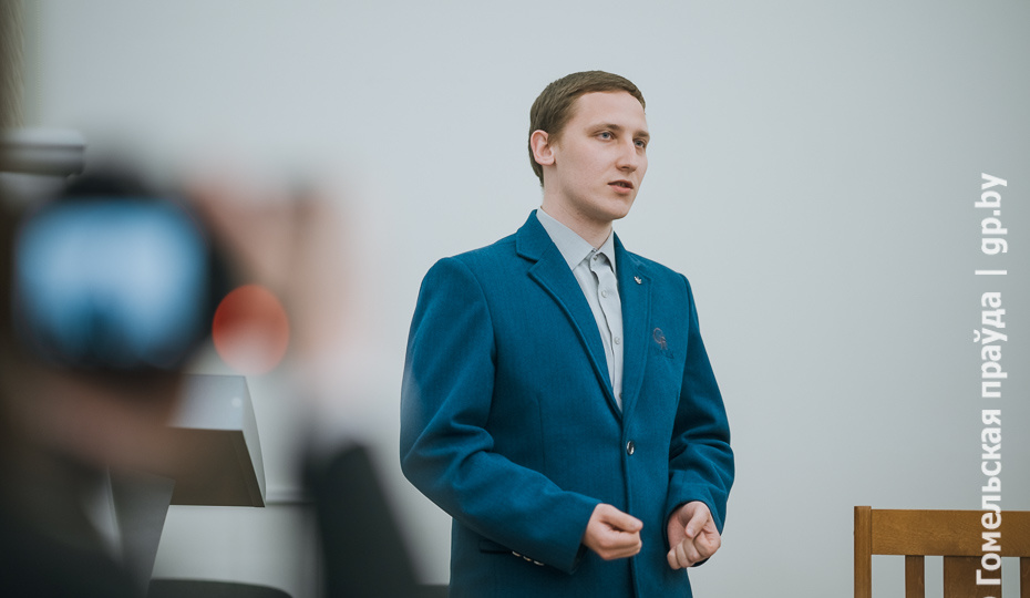 Стоп, инфомусор! Представитель областного Штаба движения «Искра» Роман Недбайло разработал уникальную интеллектуальную систему