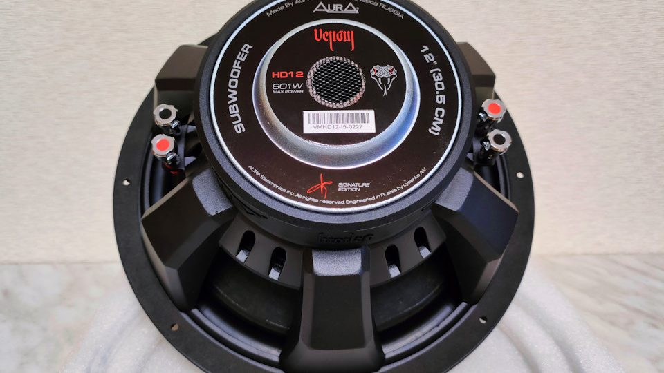 Обзор сабвуфера AurA VENOM-HD12 (комплектующие: терминал WTB-055N, кабель SCC-3401 и гриль WGM-5512) + сборка короба под саб своими руками