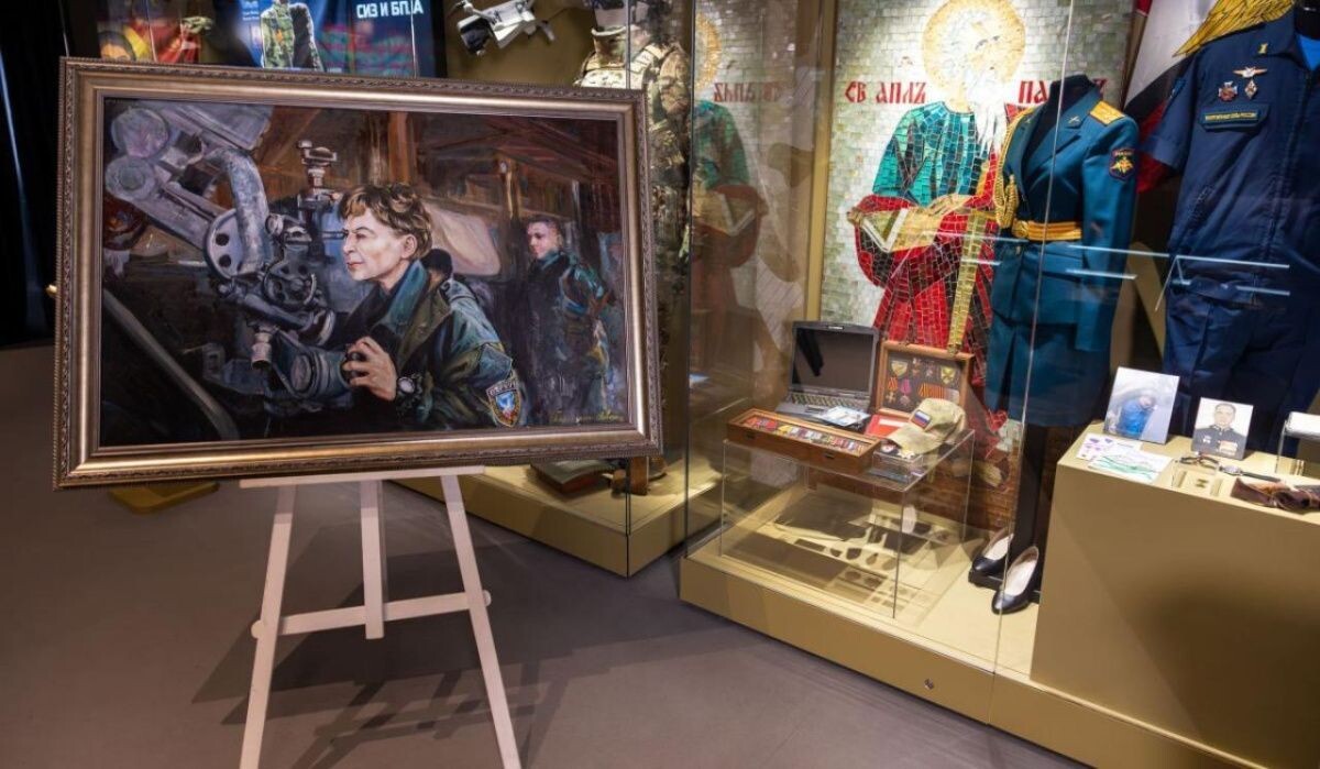     Портрет Героя России Ольги Качуры. Источник: victorymuseum.ru Автор фото: Пресс-служба Музея Победы