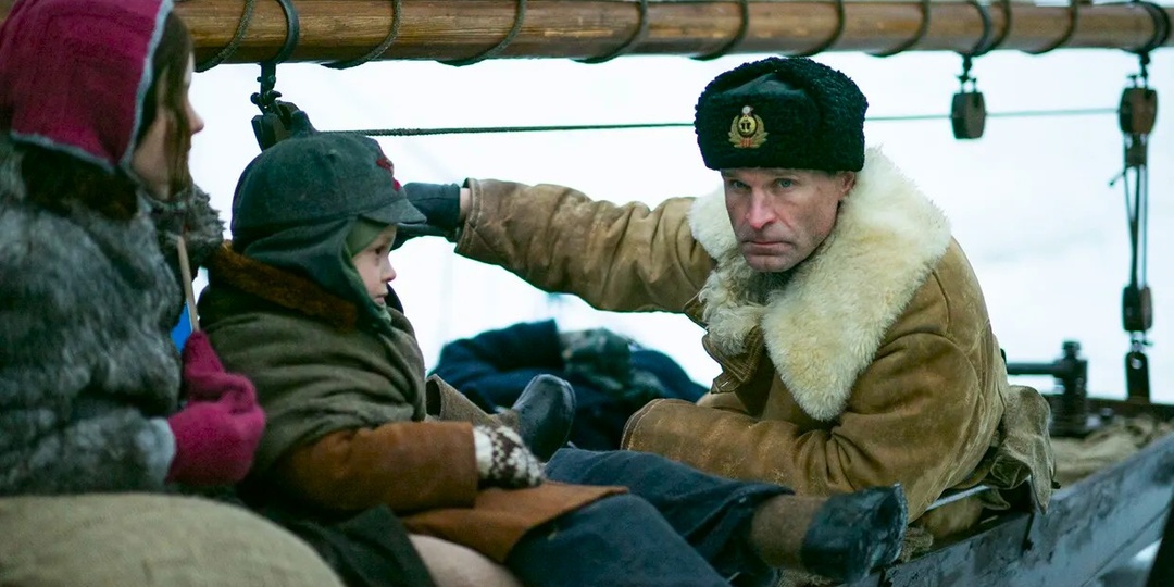 "Ангелы Ладоги": Очередной глянцевый фильм о войне за 749 миллионов рублей с любовным треугольником и перетягиванием каната через озеро