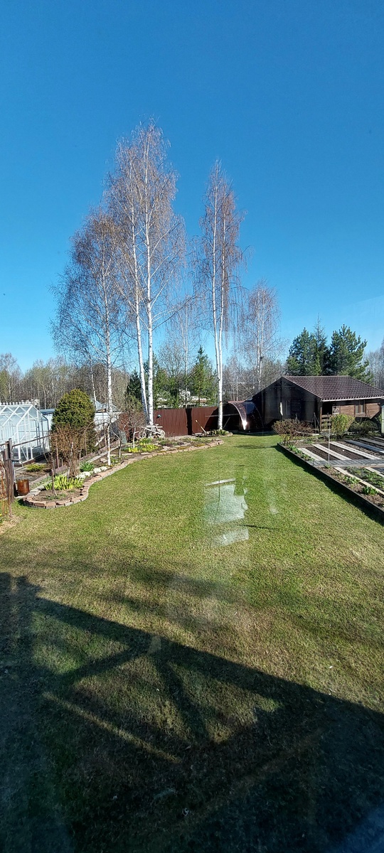 1 мая. Вид с веранды.