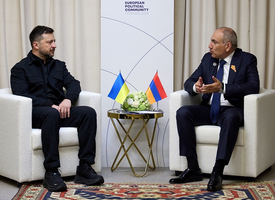    Зеленский в Ереване предупреждал: «Украина не нуждается в прекращении огня» REUTERS