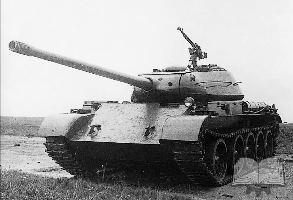 Т-54, образец №3, выпущенный в 1946 году. Если что, то Т-54 обр.1946 года - это вот он.