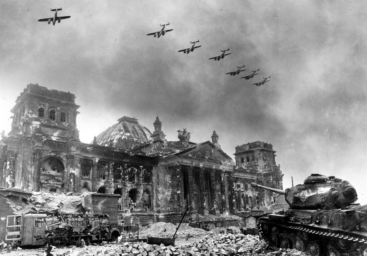 Рейхстаг 1 мая 1945 года