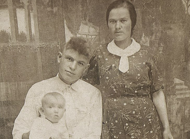 Семья Бабкиных в 1940 году